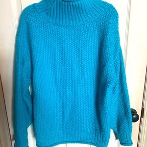 Cozy and SO warm! Turquoise blue loose fit turtleneck sweater.